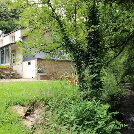 Le Vieux Moulin De Guingamp فندق مبيت وإفطار